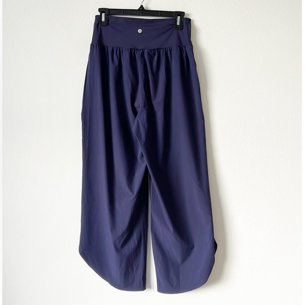 Balara Women's Navy Wide-Leg Pants - Picture 6 of 10